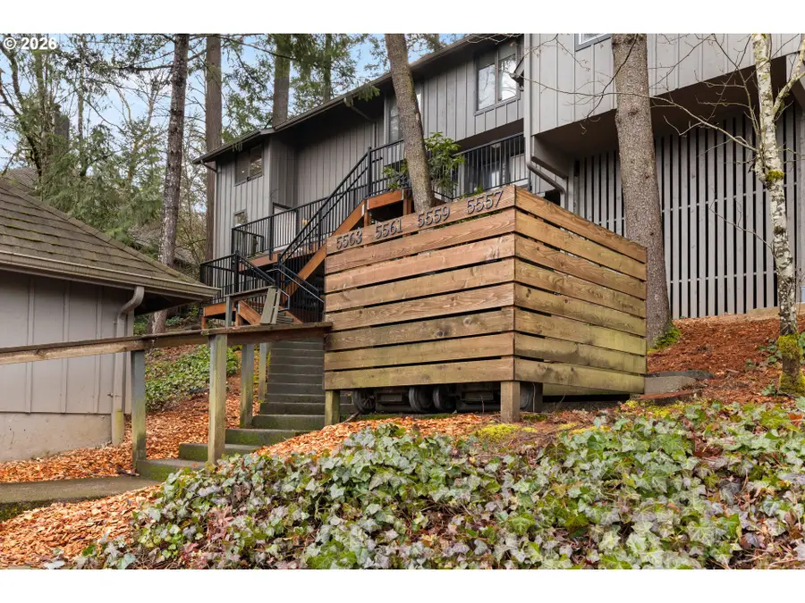 5563 SW Multnomah Blvd, Portland, OR 97219 - Image #2