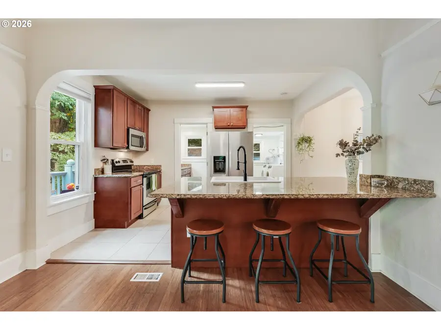 8690 N Willamette Blvd, Portland, OR 97203 - #3