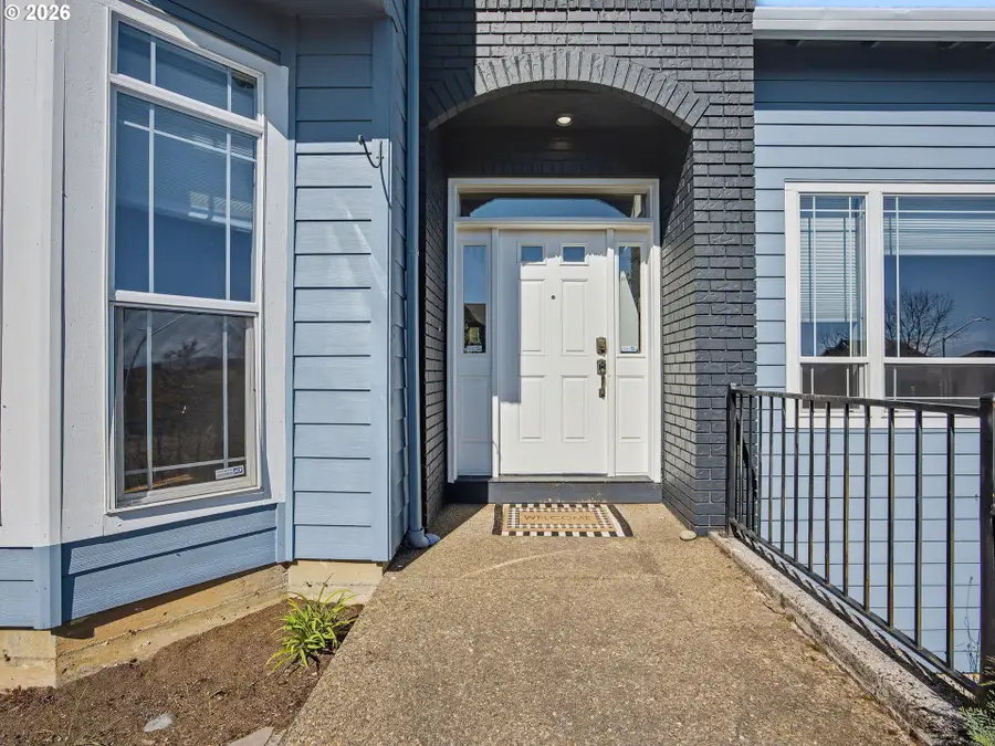 15537 SE Evergreen Dr, Portland, OR 97236 - #3