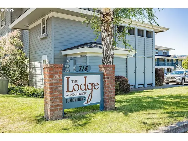 714 Cascade Ave #14, HoodRiver, OR 97031