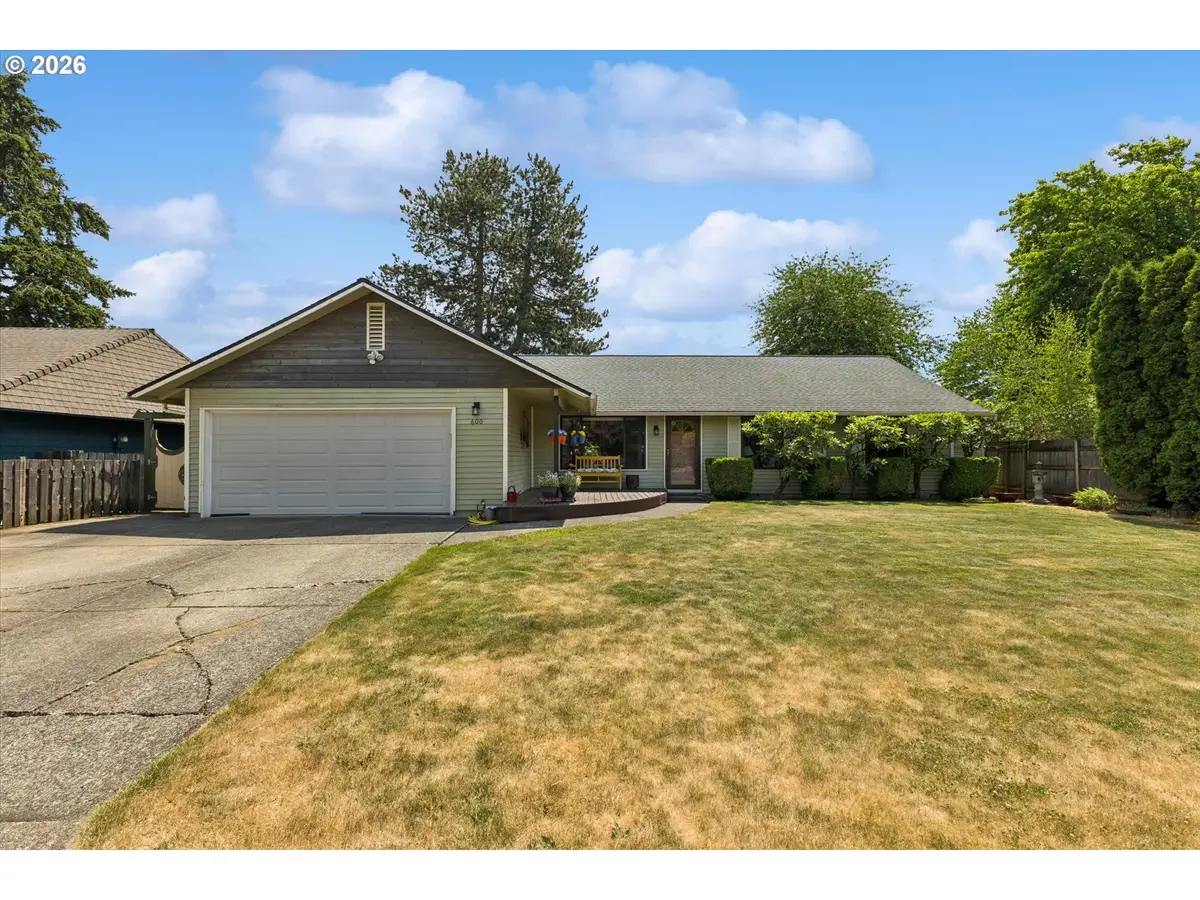 600 NE 22nd St, Gresham, OR 97030 - #1