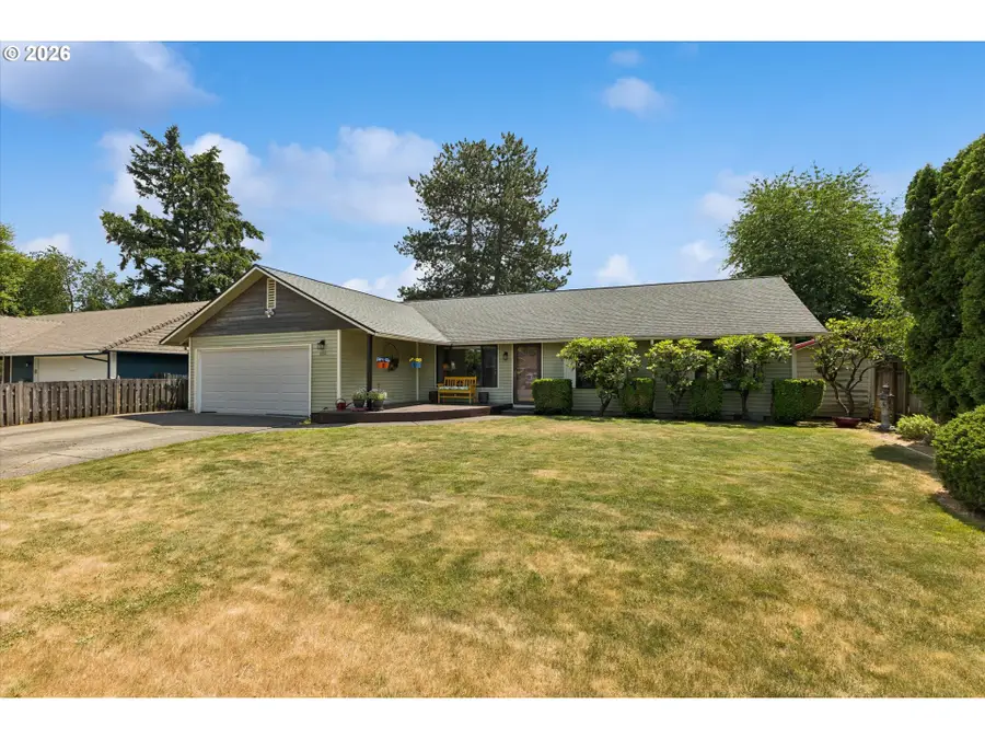 600 NE 22nd St, Gresham, OR 97030 - #2