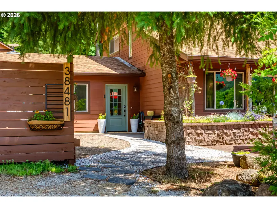 38481 Cartwright Creek Rd, Marcola, OR 97454 - #2
