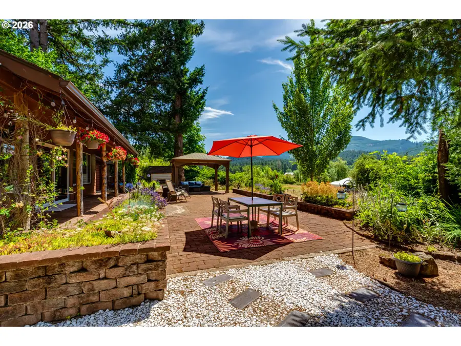38481 Cartwright Creek Rd, Marcola, OR 97454 - #3
