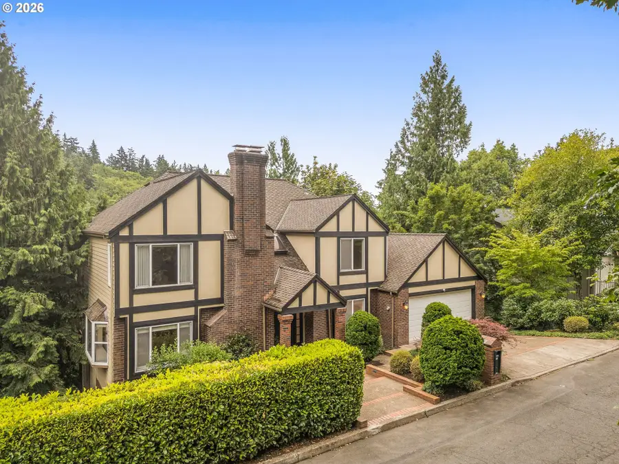 2636 SW 64th Pl, Portland, OR 97225 - #2