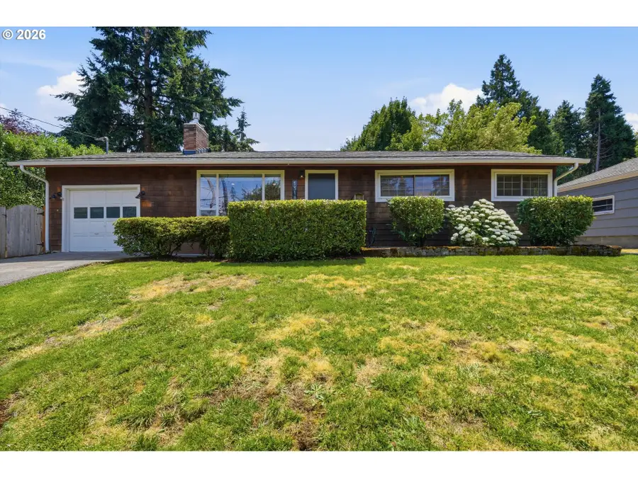 1318 Oak St, Lake Oswego, OR 97034 - #2