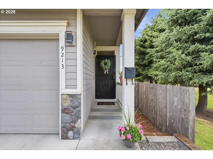 9213 N Endicott Ave, Portland, OR 97217 - #2