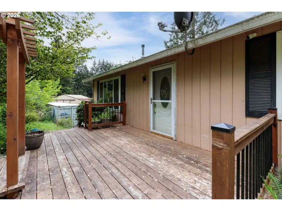 69885 Beaver Hill Dr, Rainier, OR 97048 - #2