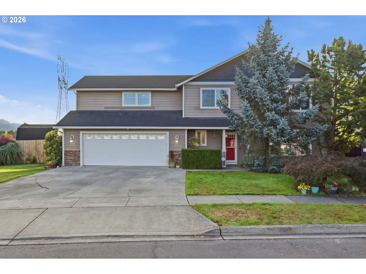2210 52nd Ave, Longview, WA 98632 - #1
