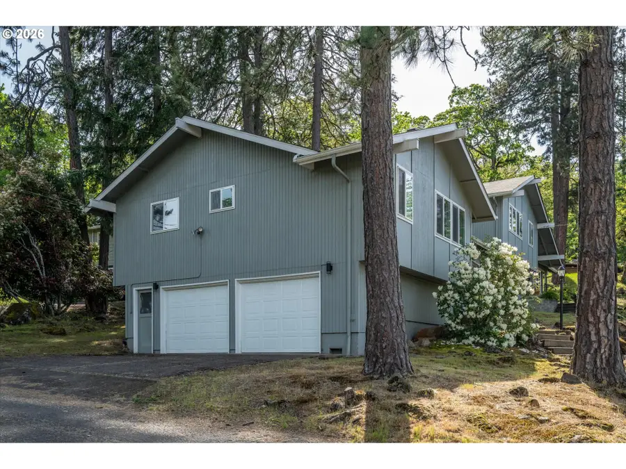 202/204 E 36th Ave, Eugene, OR 97405 - #3