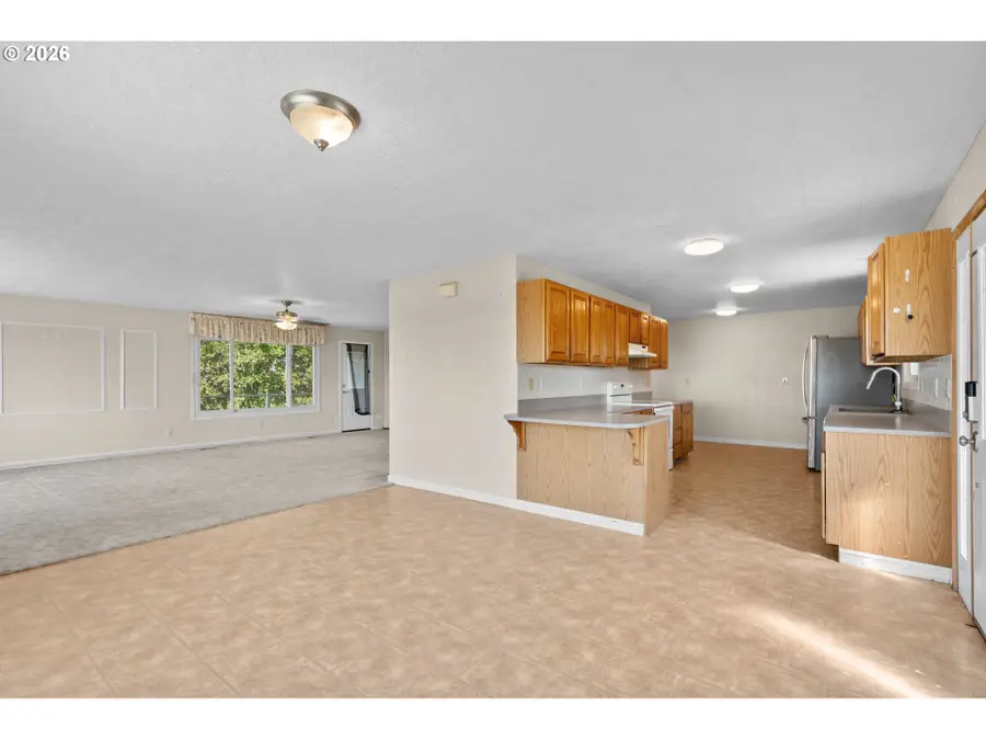30335 Joy Ln, Hermiston, OR 97838 - #2