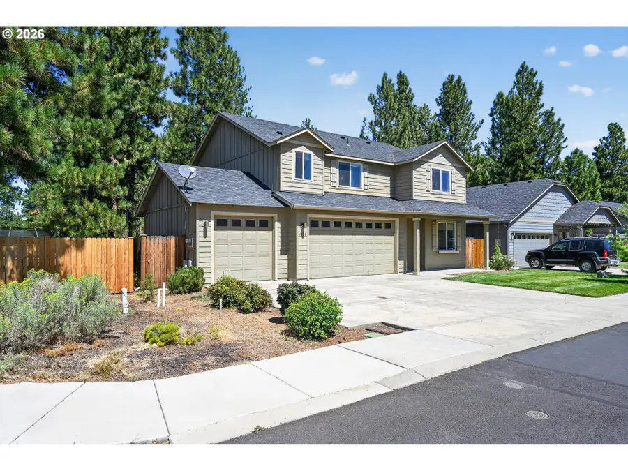 1690 W Williamson Ave, Sisters, OR 97759 - #2