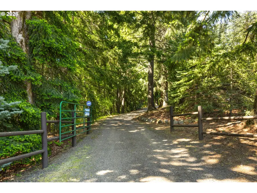 9491 Cook Underwood Rd, Underwood, WA 98651 - #2