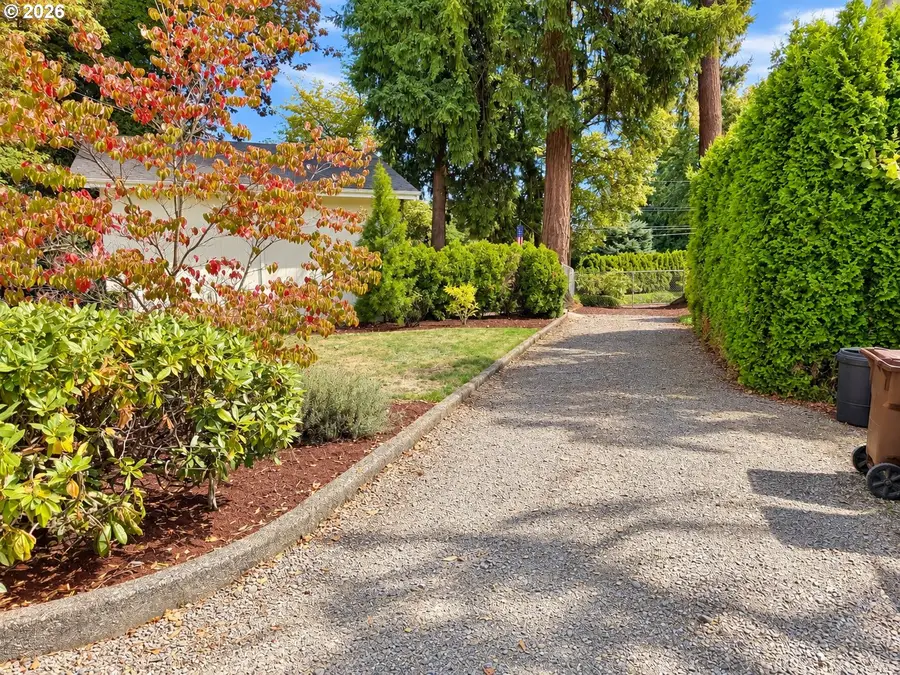 6090 SE Willow Ln, Milwaukie, OR 97267 - #3