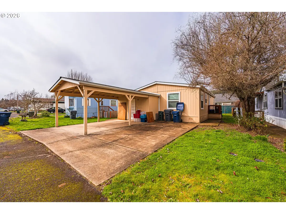 87860 Territorial Rd, Veneta, OR 97487 - #1