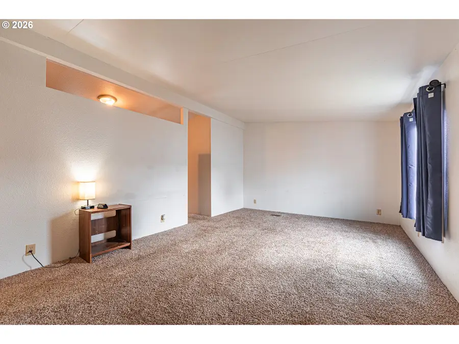 87860 Territorial Rd, Veneta, OR 97487 - #3