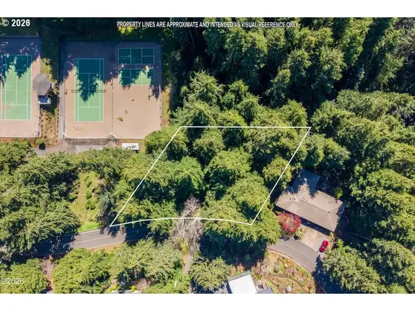 1 Salishan Hills Dr #463, GlenedenBeach, OR 97388