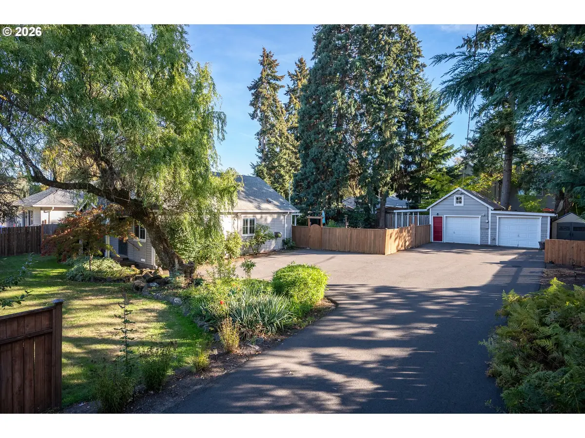 10040 SW Avery St, Tualatin, OR 97062 - #1