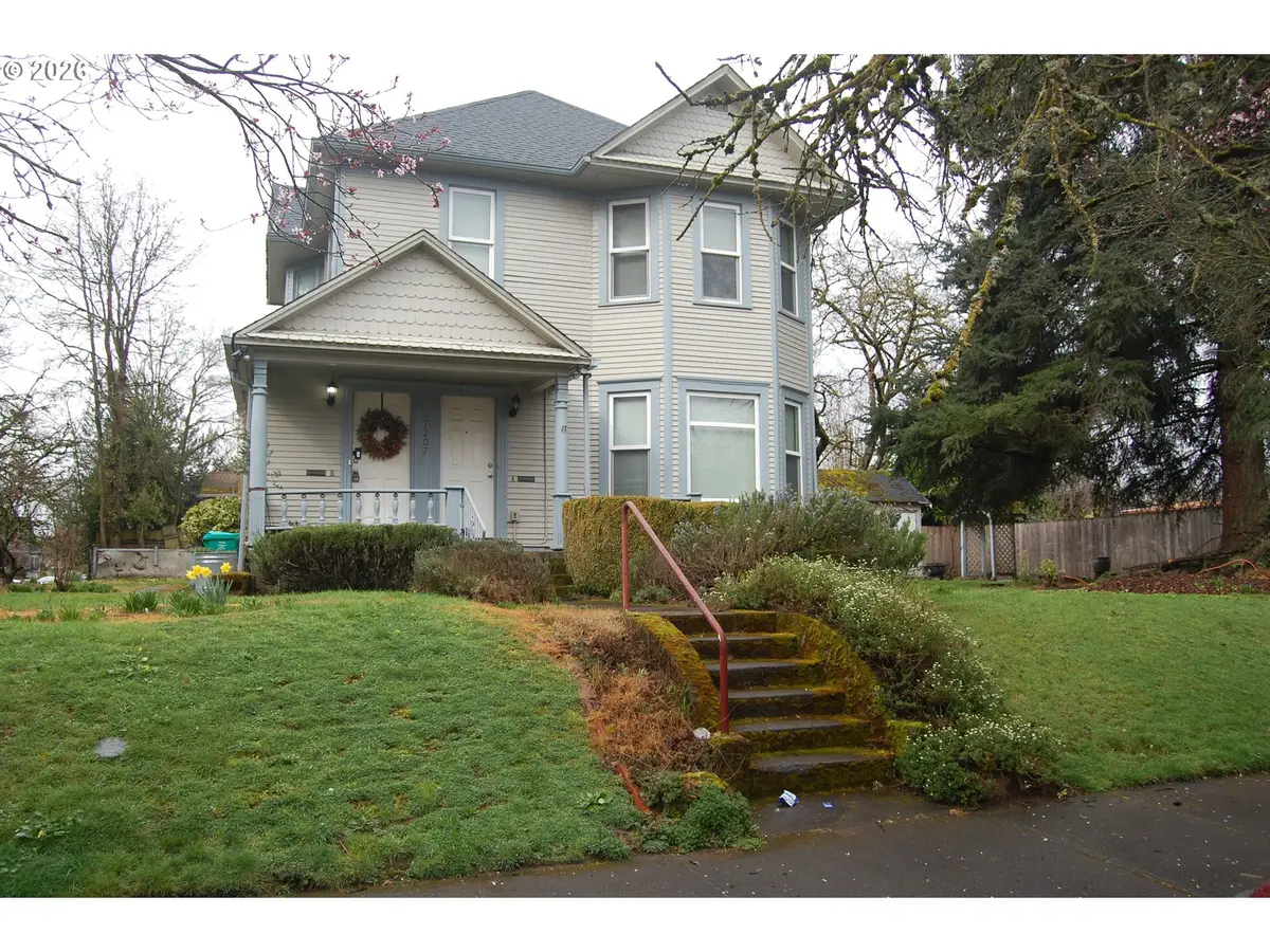 7207 N Chicago Ave, Portland, OR 97203 - #1