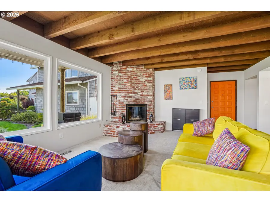 520 N Hayden Bay Dr, Portland, OR 97217 - #2