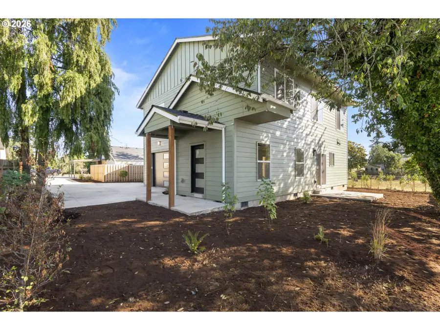 570 Holmes Ln, Oregon City, OR 97045 - #2