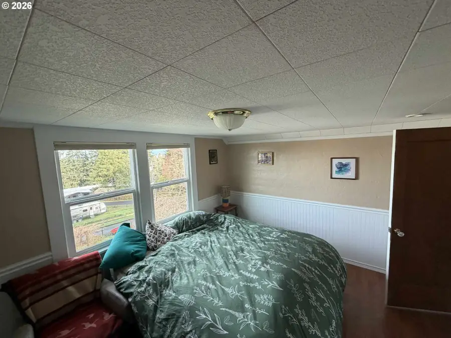 35210 Orchard Ln, Astoria, OR 97103 - #3