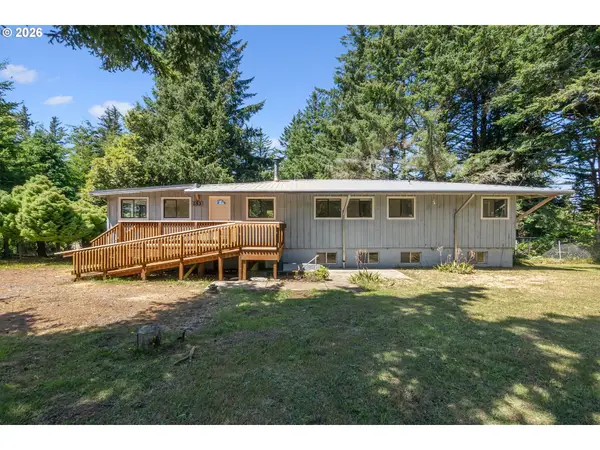 253 Coast Guard Hill Rd, PortOrford, OR 97465