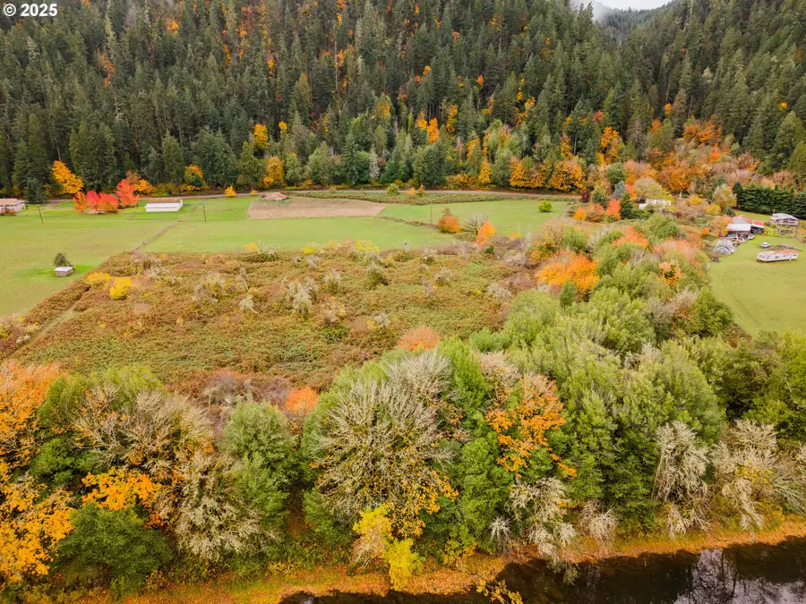 3501 Bullock Rd, Oakland, OR 97462 - Image #3