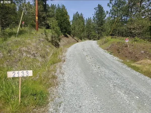 2133 Spring Brook Rd, MyrtleCreek, OR 97457