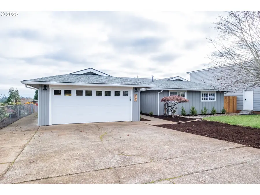 2164 37th Ave, Salem, OR 97304 - Image #2