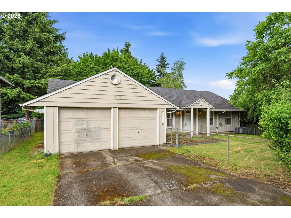 1211 SE 212th Ave, Gresham, OR 97030 - #1
