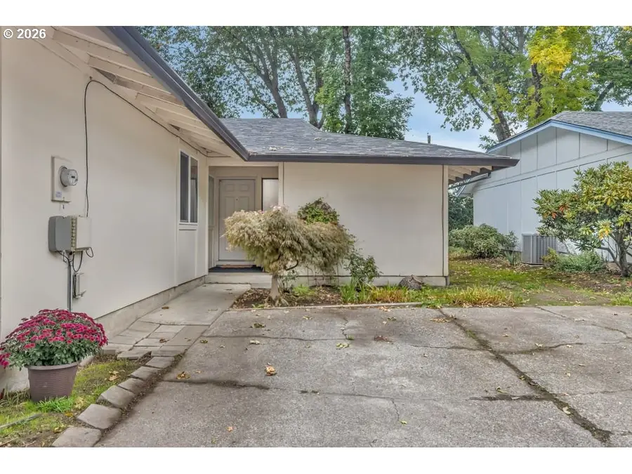 6644 SW Sussex St, Beaverton, OR 97008 - #2