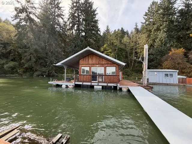 Siltcoos Lk Float Hm, Westlake, OR 97493 - #2