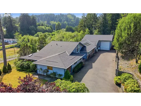 62874 Red Dyke Rd, CoosBay, OR 97420