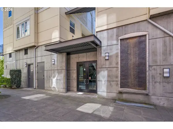 10606 SE Main St #204, Milwaukie, OR 97222