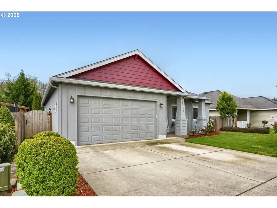 25124 Corky Ln, Veneta, OR 97487 - #3