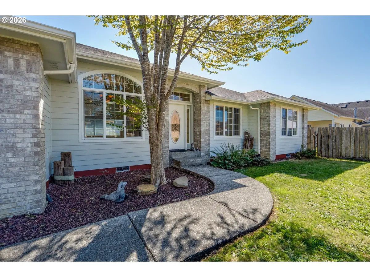 1675 Cooper St, Seaside, OR 97138 - #1