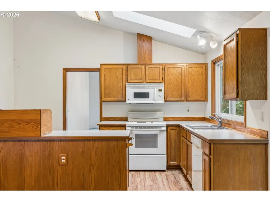 17130 SW 131st Ave, Tigard, OR 97224 - #3
