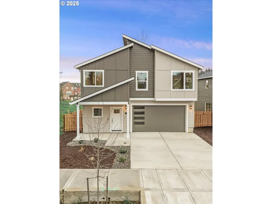 21 NW Mawrcrest Ave, Gresham, OR 97030 - #3