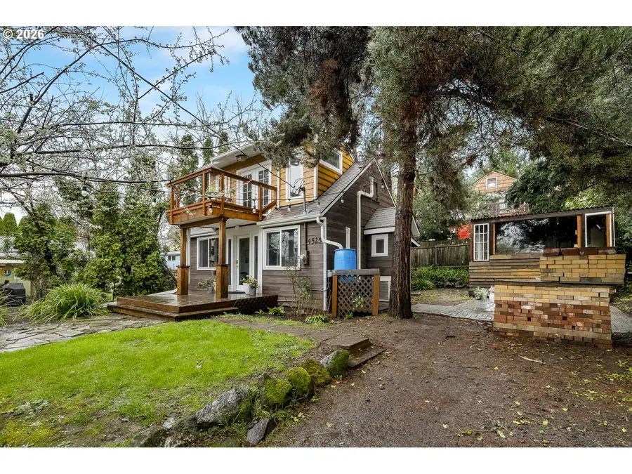4525 SE Malden Dr, Portland, OR 97206 - #3