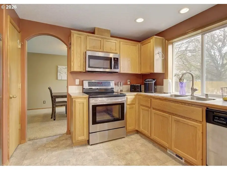 300 NW 12th St, Battle Ground, WA 98604 - #3