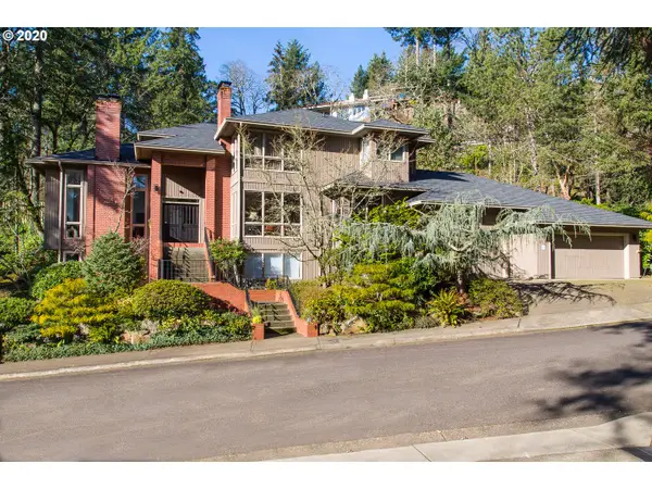 15800 Oswego Shore Ct, LakeOswego, OR 97034
