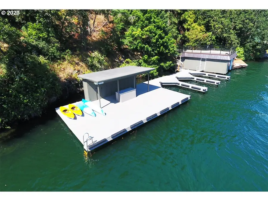 15800 Oswego Shore Ct, Lake Oswego, OR 97034 - #3