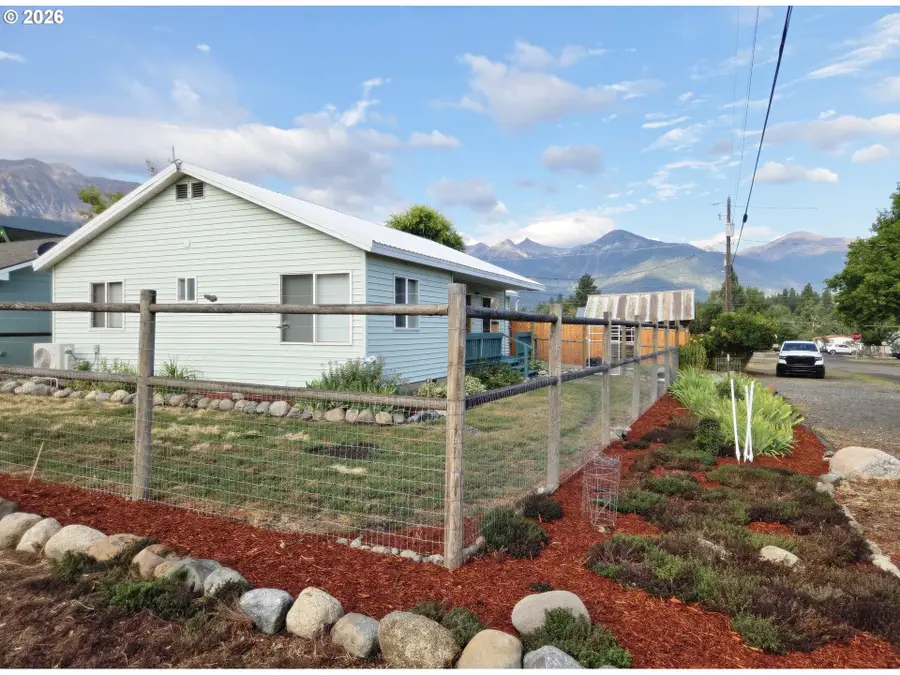 601 S Lake St, Joseph, OR 97846 - #3