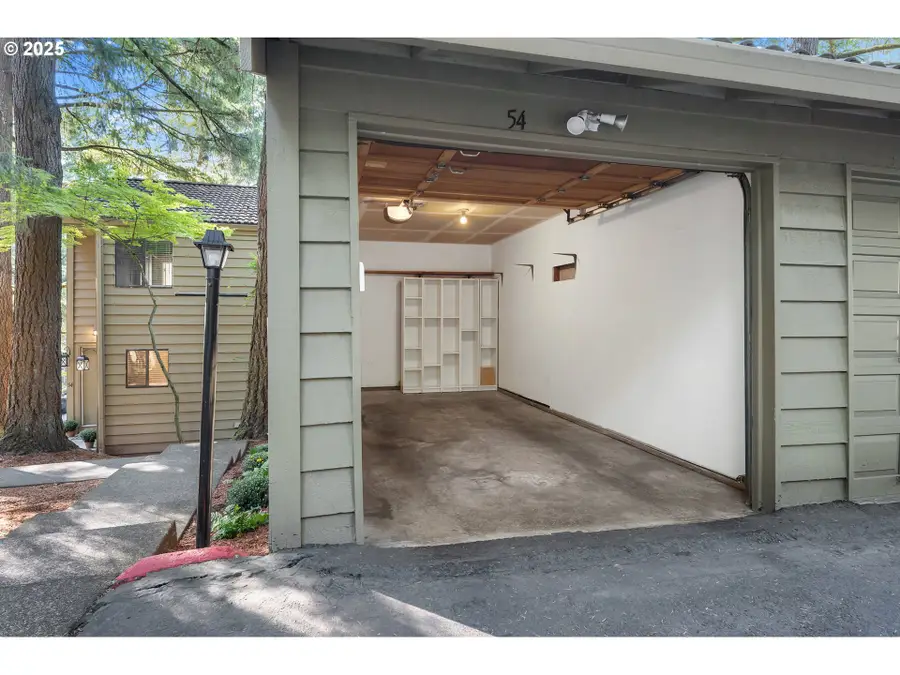 54 Cervantes Cir, Lake Oswego, OR 97035 - #3