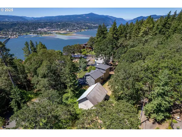 102 SW Garfield Ave, WhiteSalmon, WA 98672