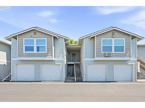 15058 NW Central Dr #1008, Portland, OR 97229