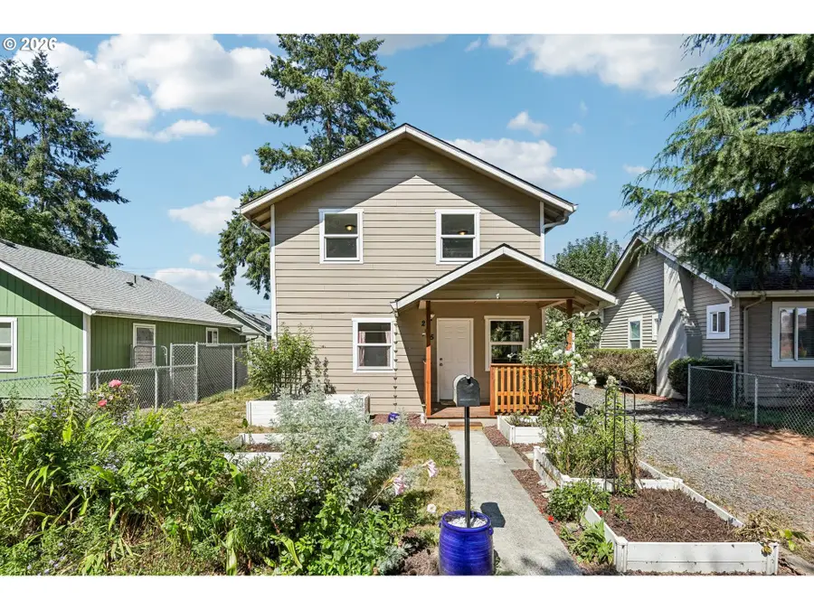 265 17th Ave, Longview, WA 98632 - #2