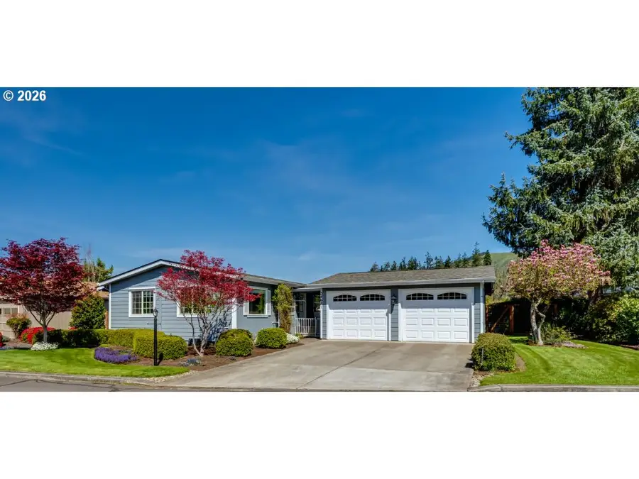 34681 Devonshire Dr, Eugene, OR 97405 - #3