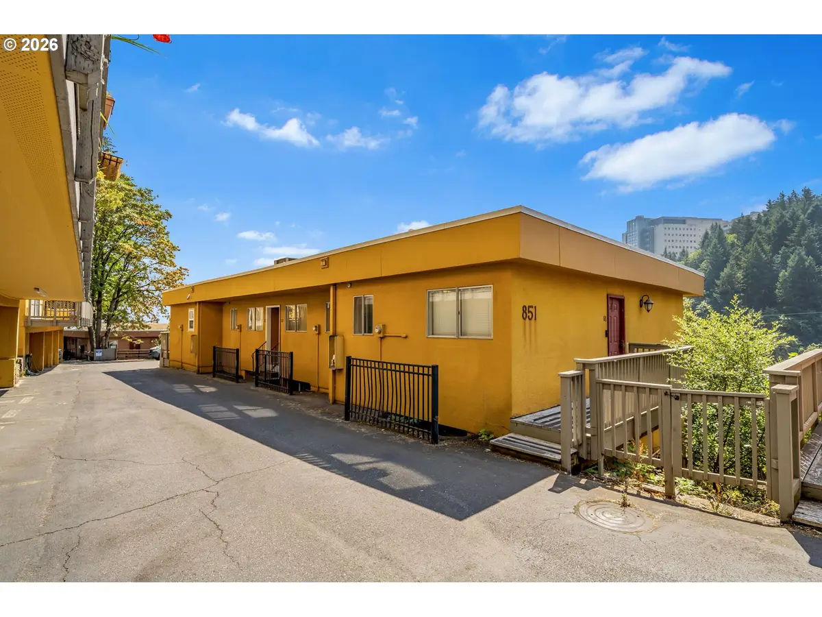 851 SW Broadway Dr #52, Portland, OR 97201 - #1